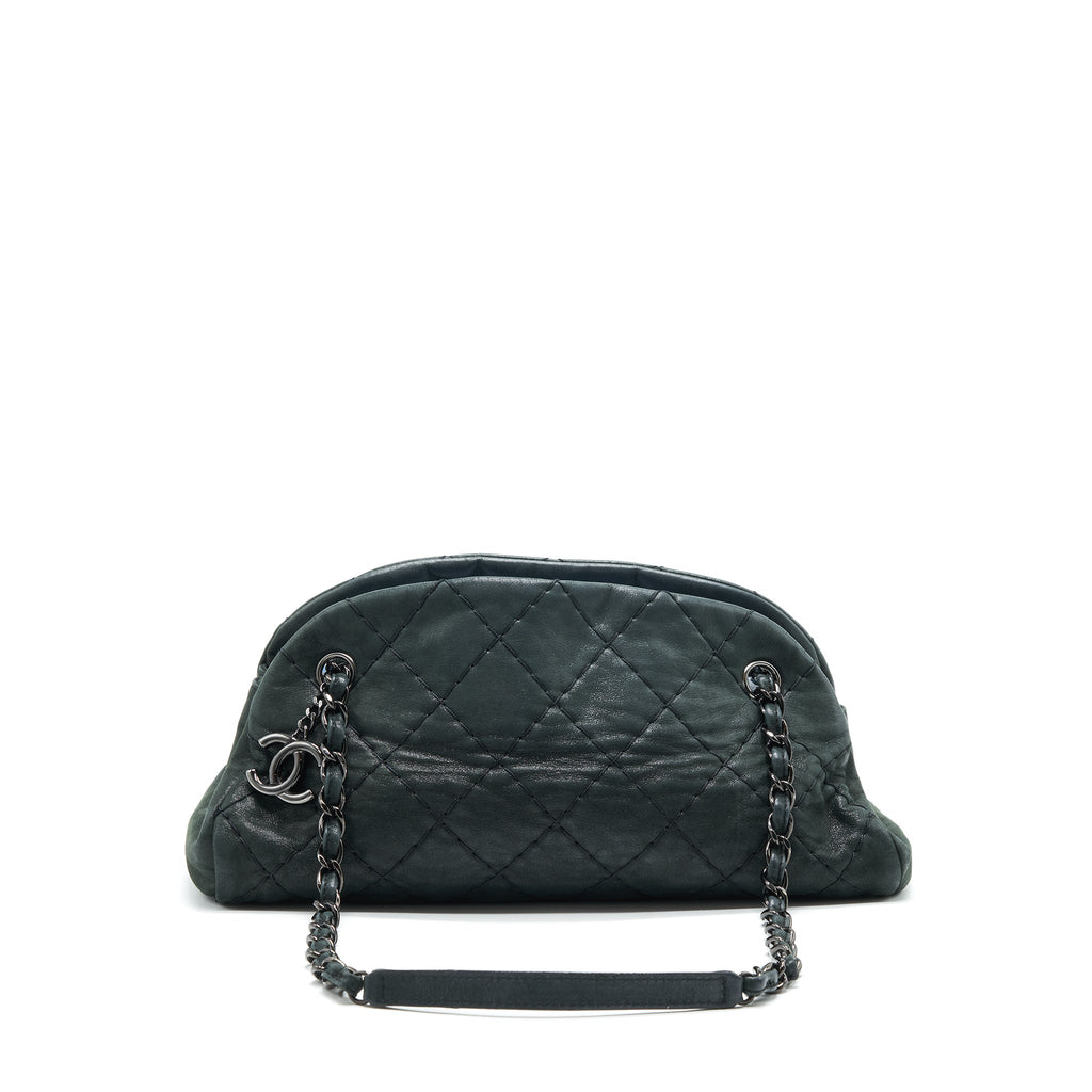 chanel-just-mademoiselle-bowling-bag-quilted-leather-in-black-bhw-1