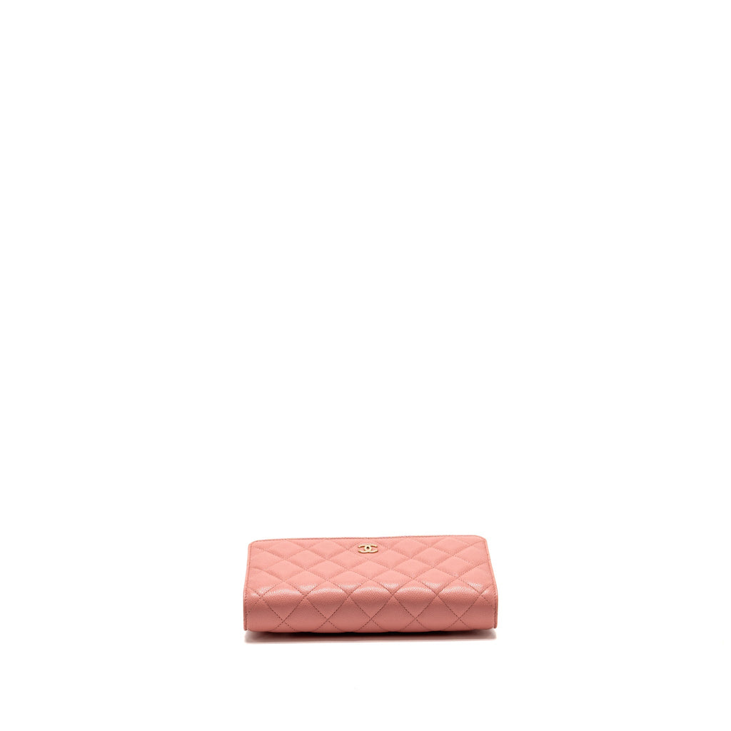 chanel-classic-wallet-on-chain-caviar-pink-lghw-microchip-1