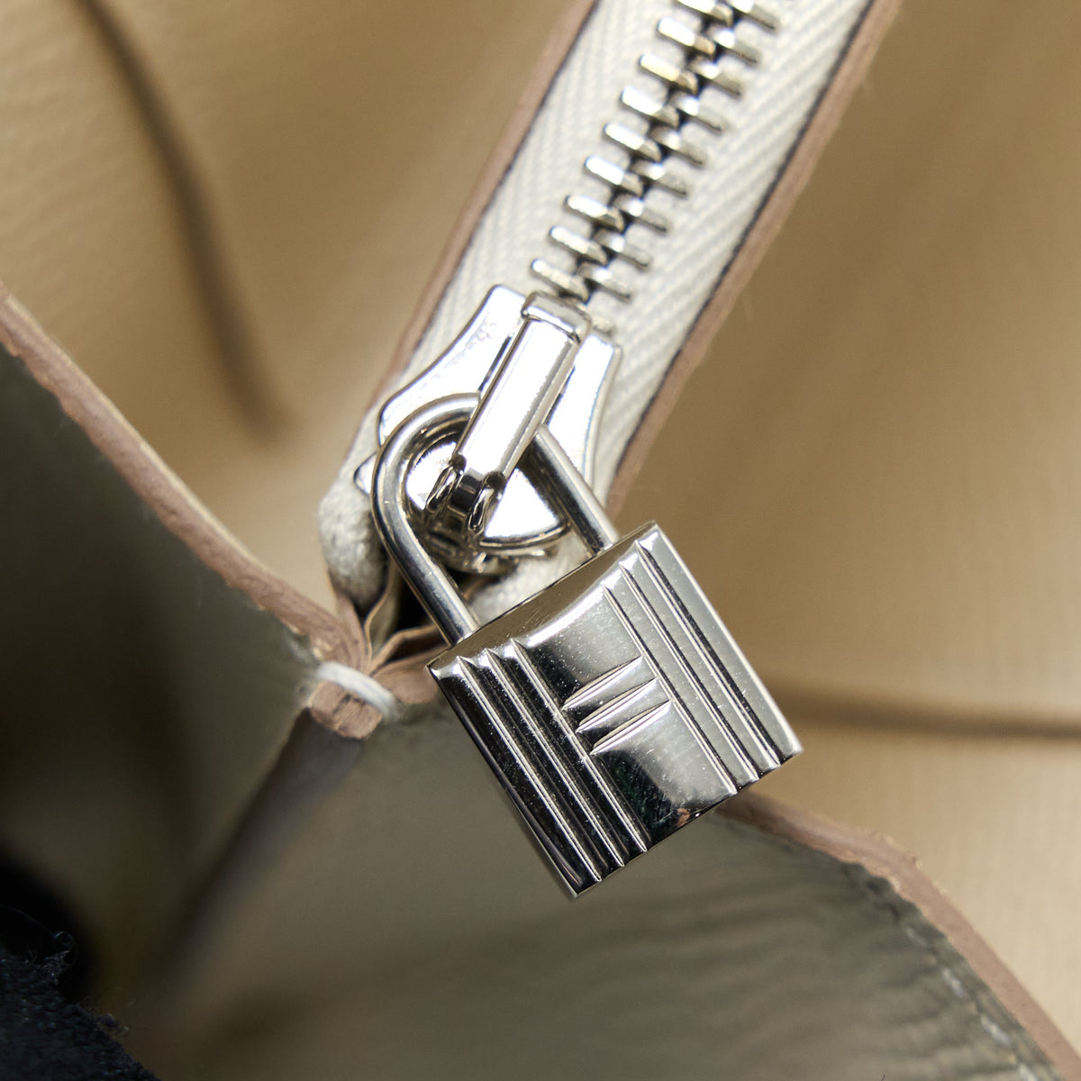 hermes-kelly-to-go-epsom-craie-shw-stamp-z-1