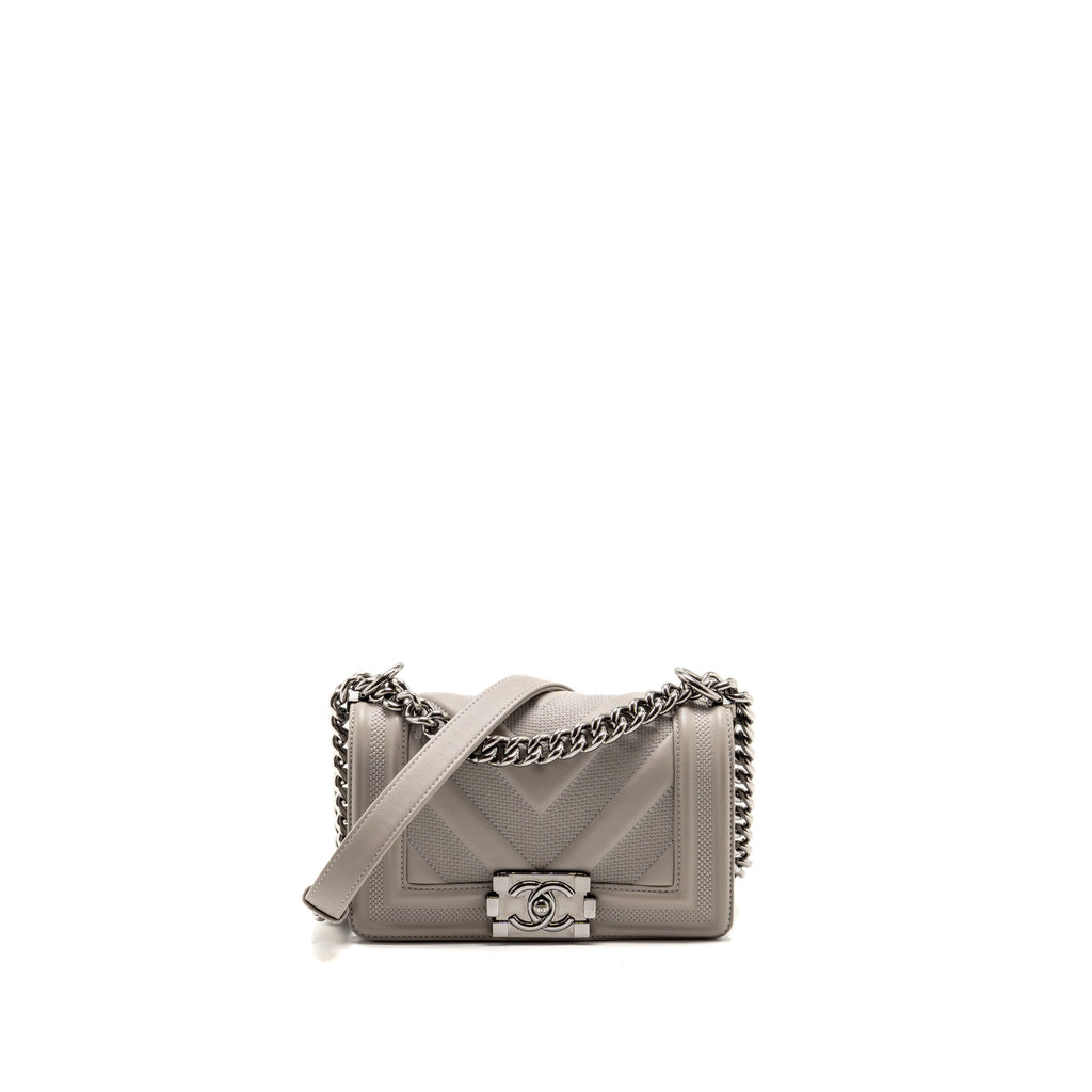 chanel-chevron-small-boy-bag-stitched-calfskin-grey-shw
