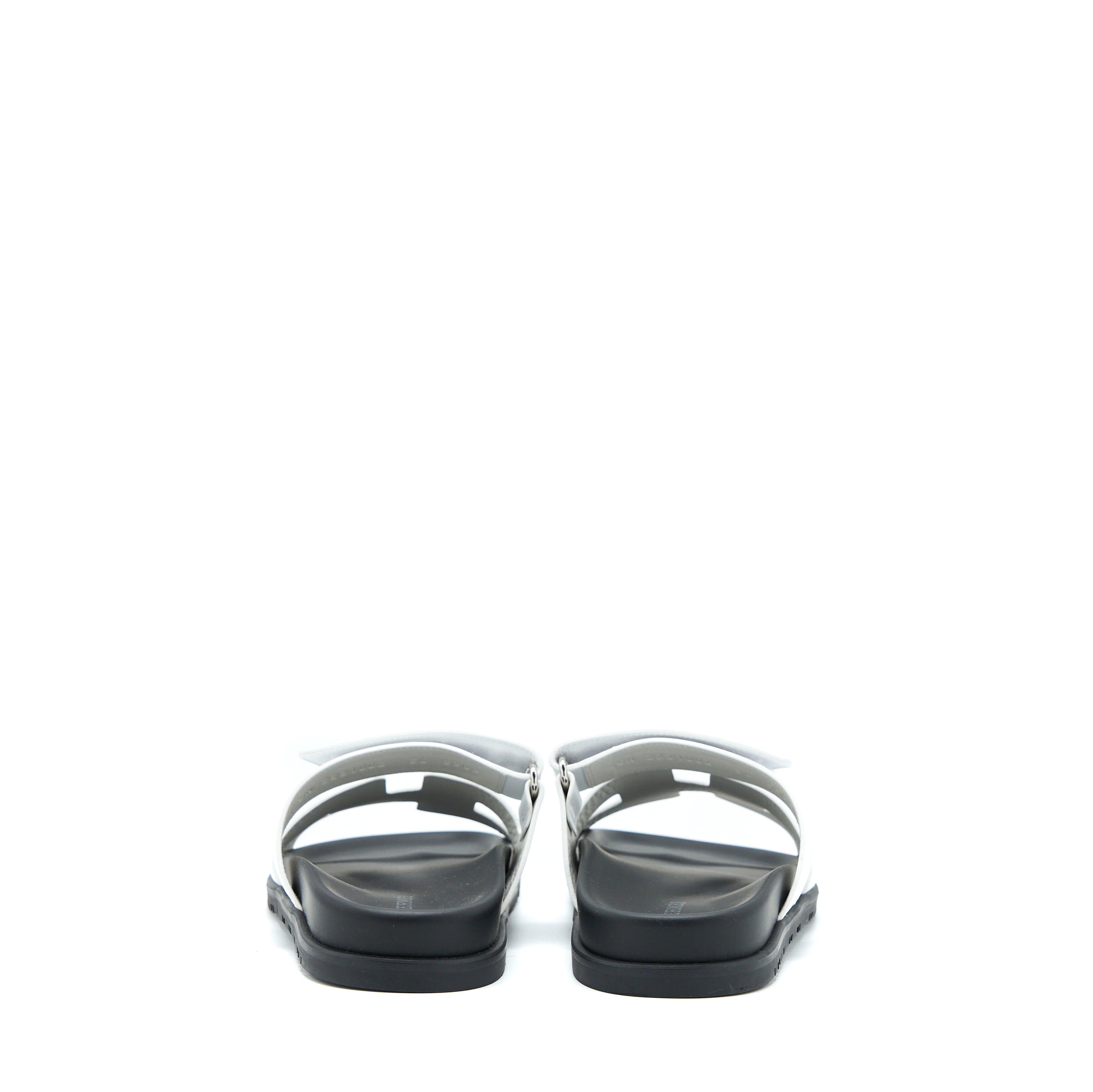 hermes-size-36-chypre-sandal-calfskin-white-black