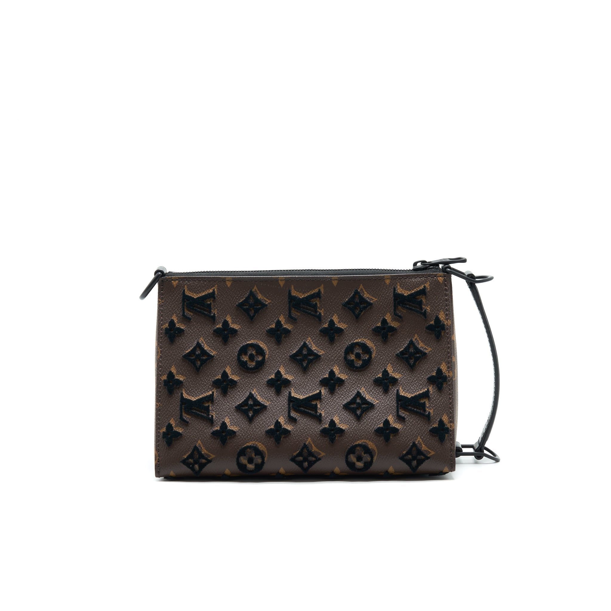louis-vuitton-triangle-messenger-bag