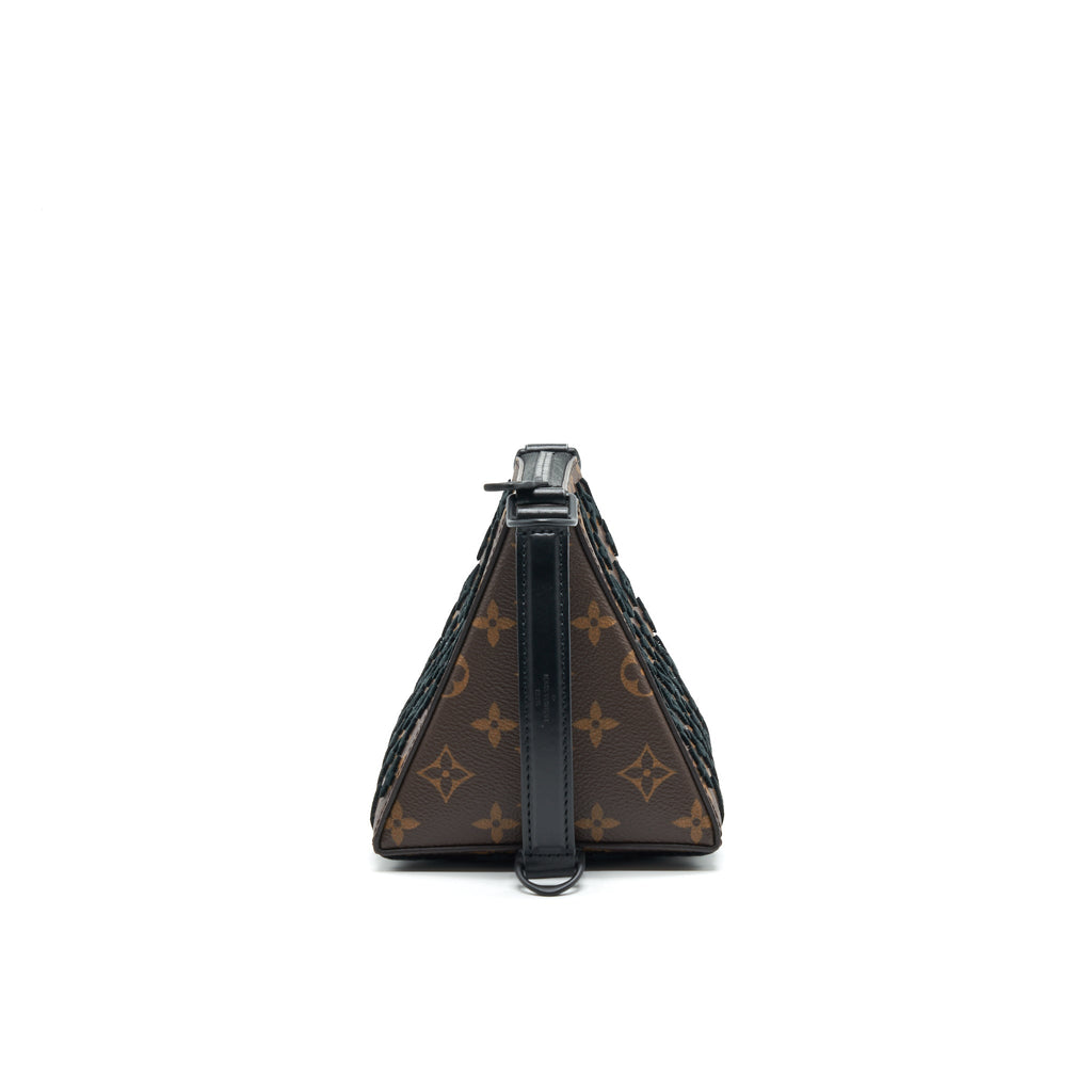 louis-vuitton-triangle-messenger-bag