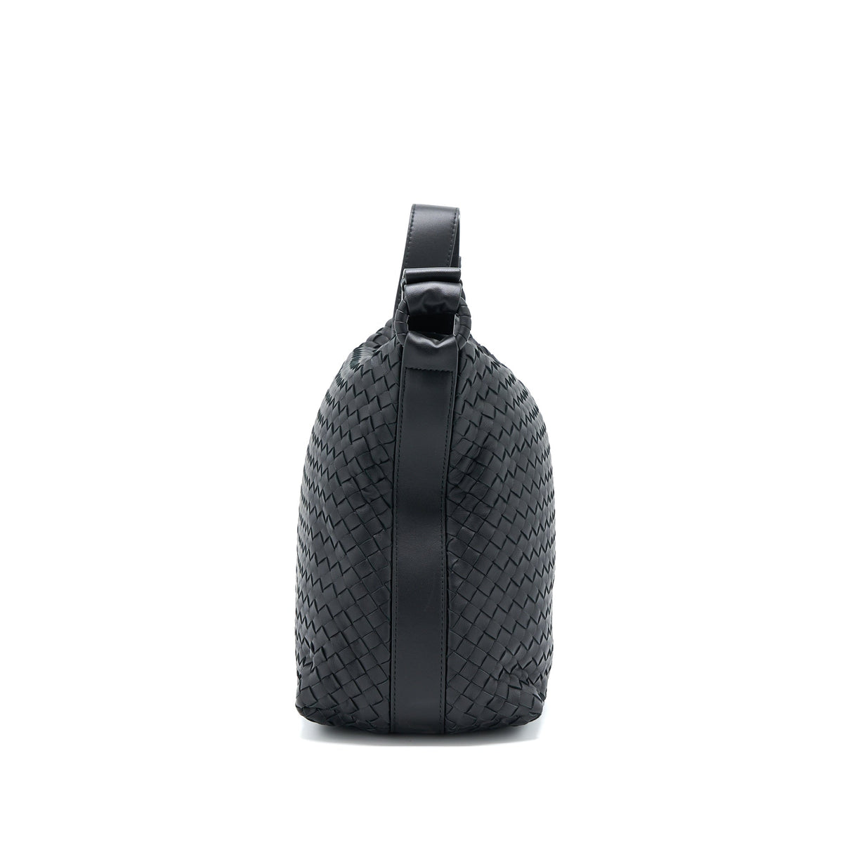 bottega-veneta-hobo-bag-intrecciato-black