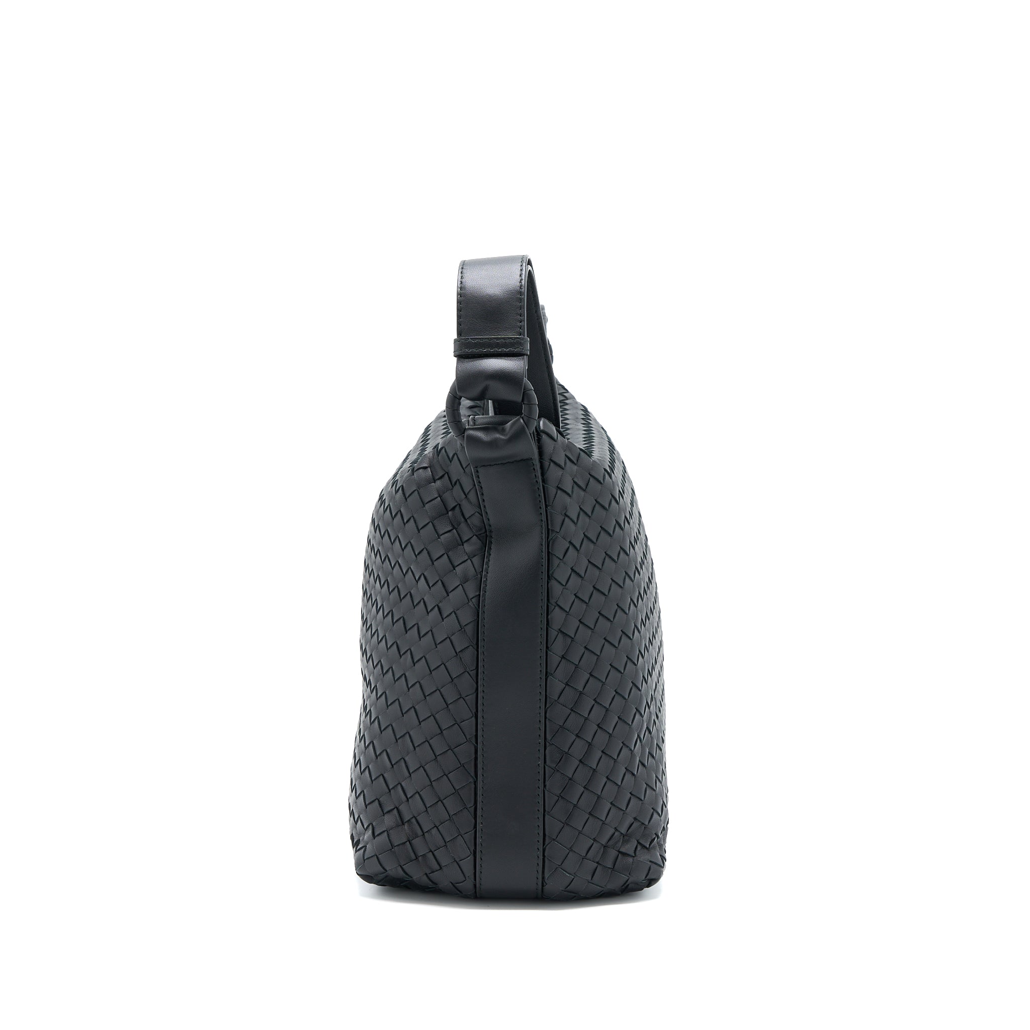 bottega-veneta-hobo-bag-intrecciato-black