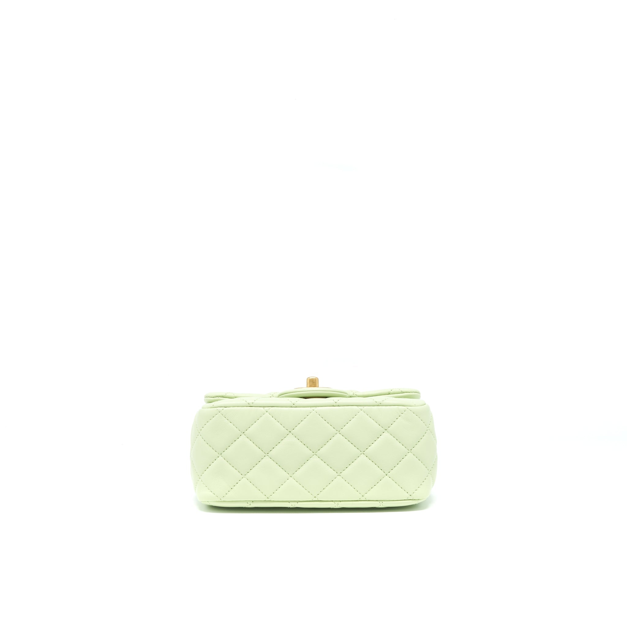 chanel-22c-pearl-crush-mini-square-flap-bag-light-green
