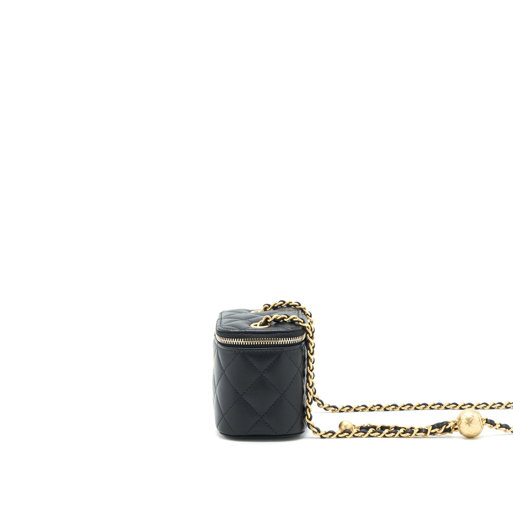 chanel-22c-pearl-crush-mini-vanity-lambskin-with-chain-black-ghw