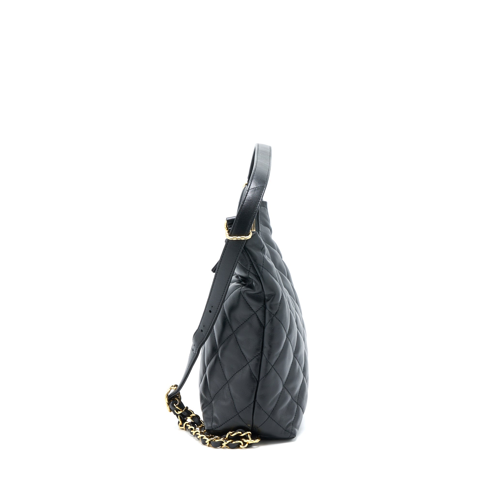 chanel-22b-hobo-bag-lambskin-black-ghw-microchip