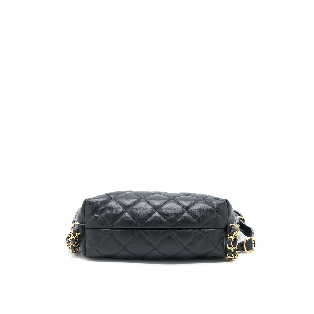 chanel-22b-hobo-bag-lambskin-black-ghw-microchip