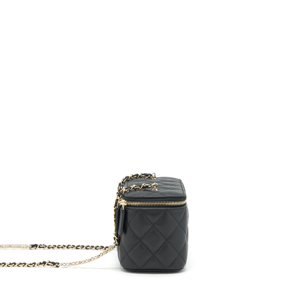 chanel-22p-long-vanity-with-cc-logo-chain-caviar-black-lghw