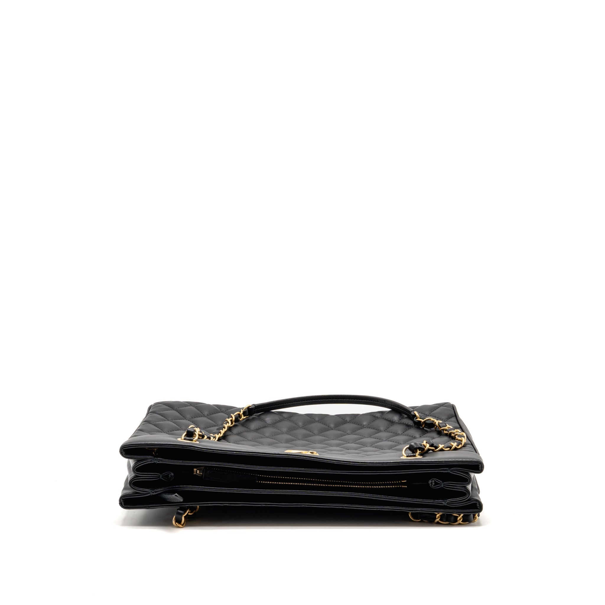 chanel-quilted-shopping-tote-bag-calfskin-ghw