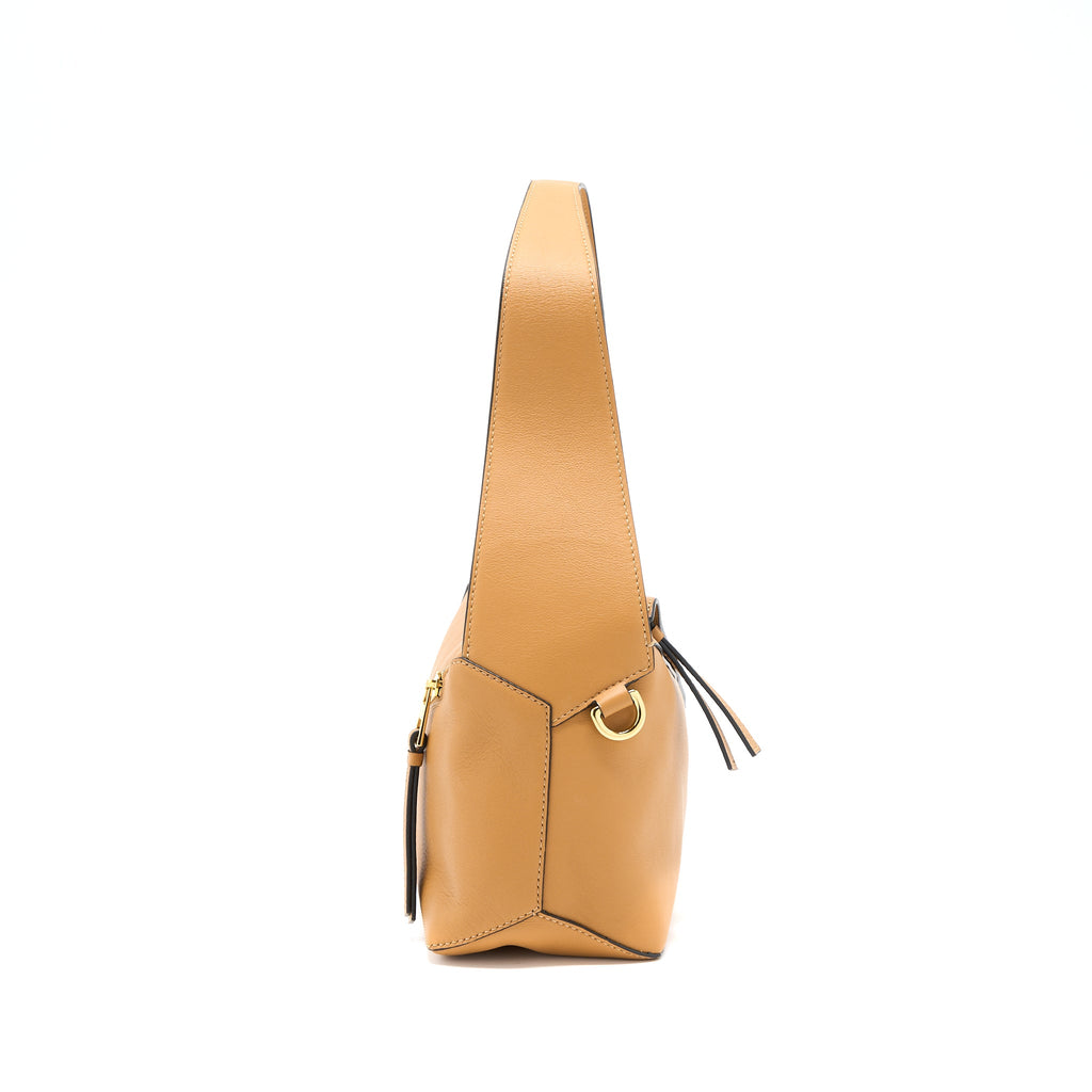 loewe-puzzle-hobo-bag-nappa-calfskin-warm-desert-ghw