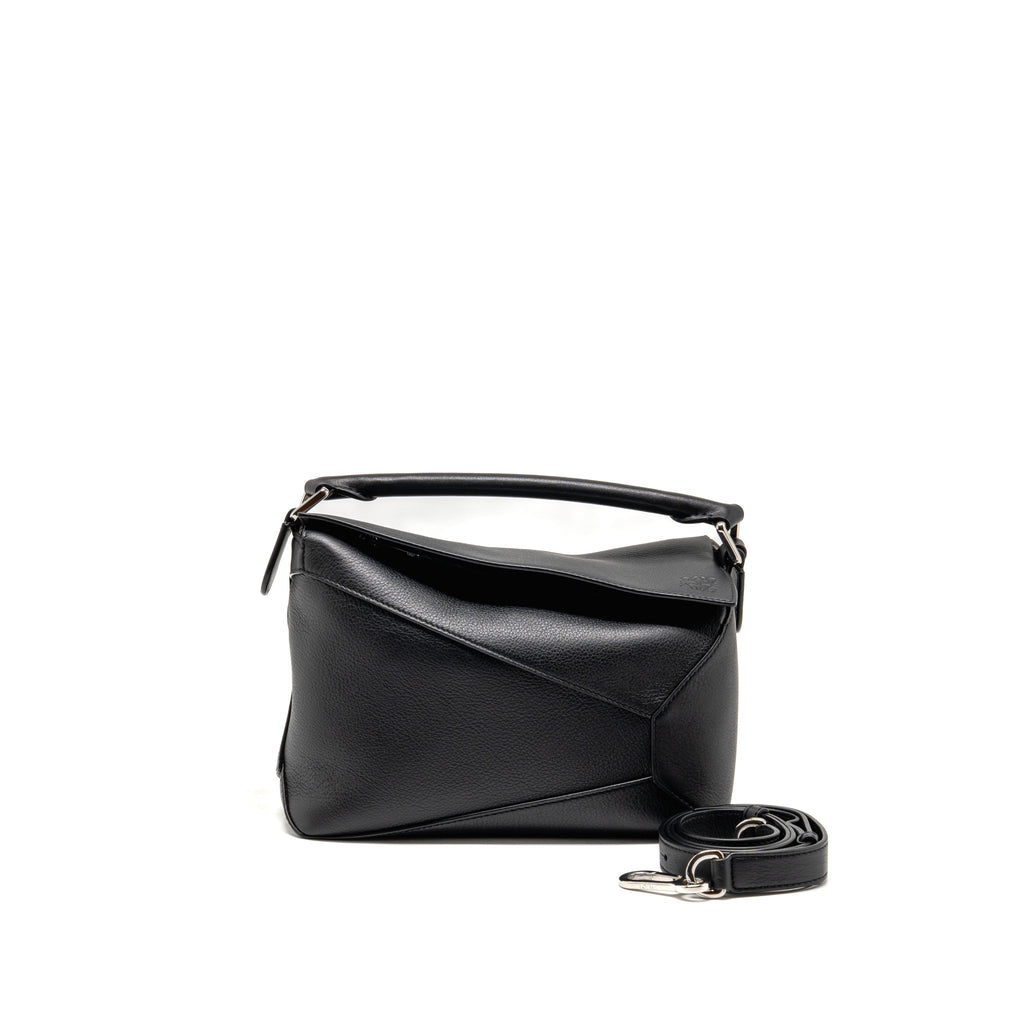 loewe-small-puzzle-bag-calfskin-black-shw-1
