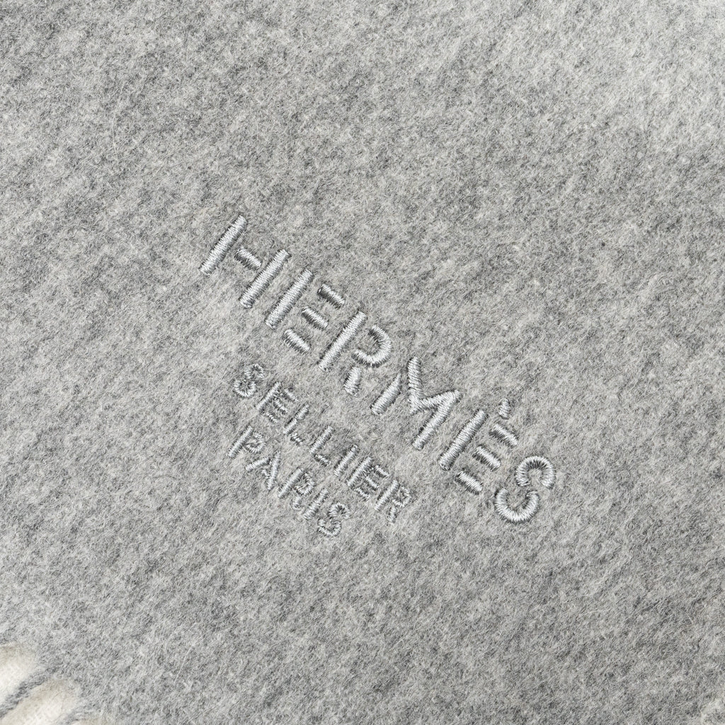 hermes-double-face-stole-scarf-cashmere-gris-flanelle-ivoire