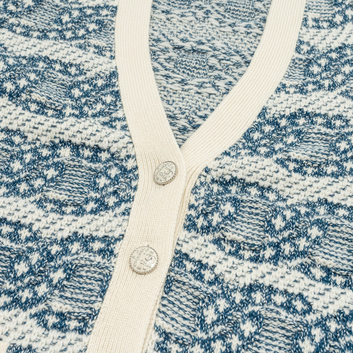 chanel-size-34-cardigan-cashmere-cotton-white-blue