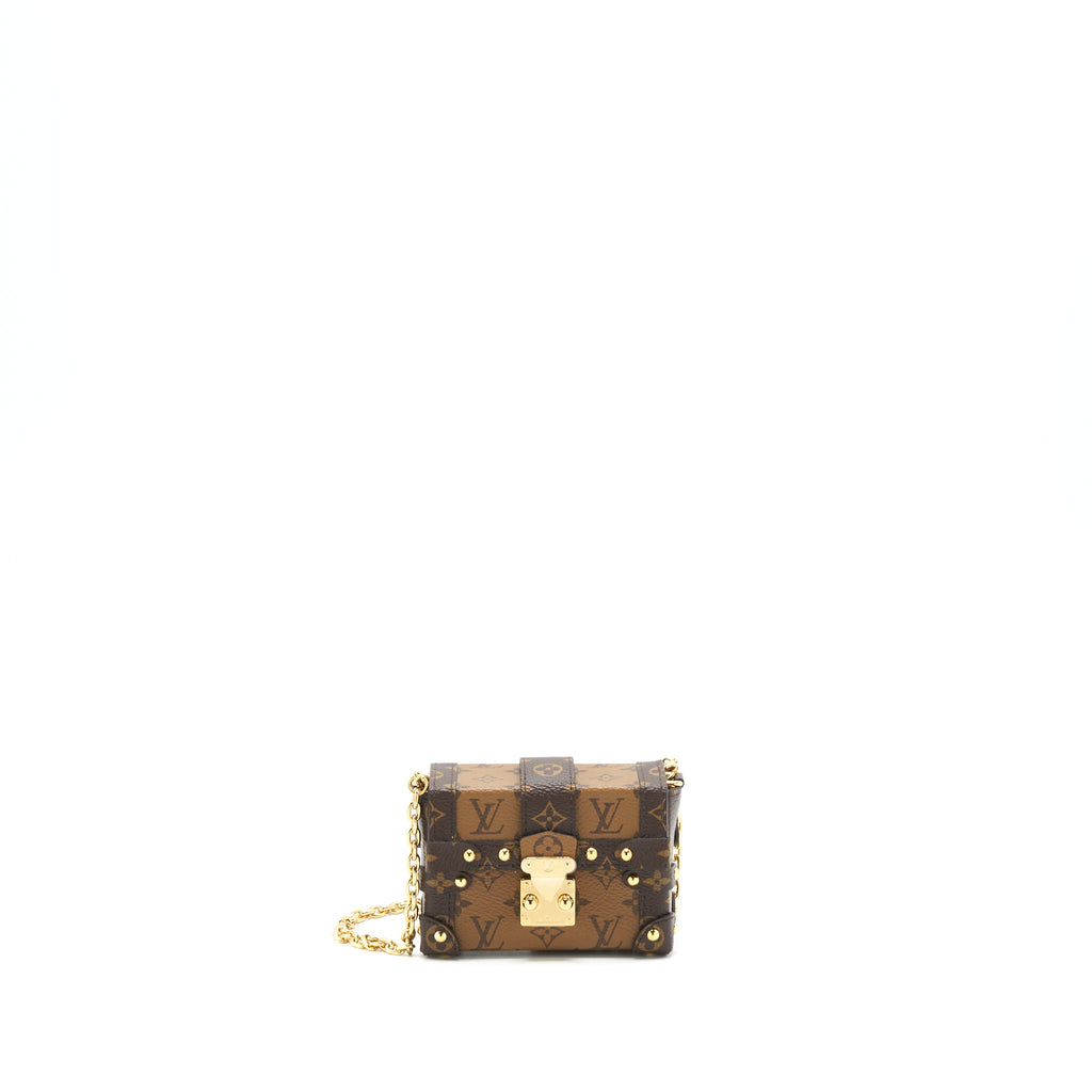 louis-vuitton-essential-trunk-with-chain-in-reverse