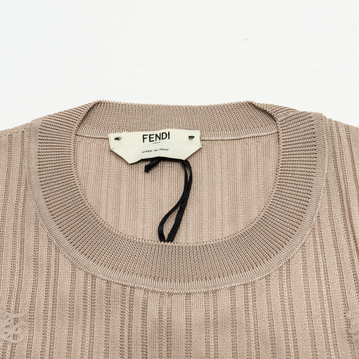 fendi-size-38-knit-short-sleeve-viscose-beige