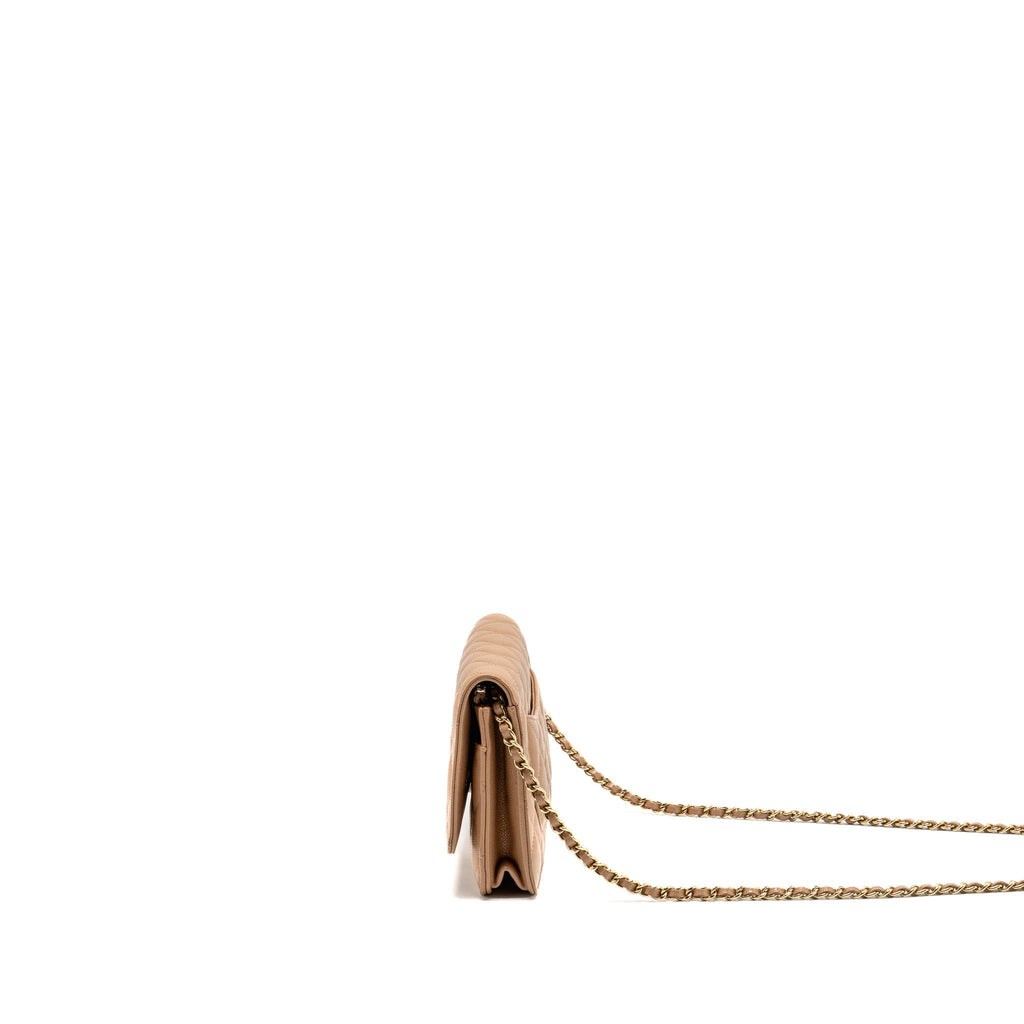 chanel-wallet-on-chain-beige
