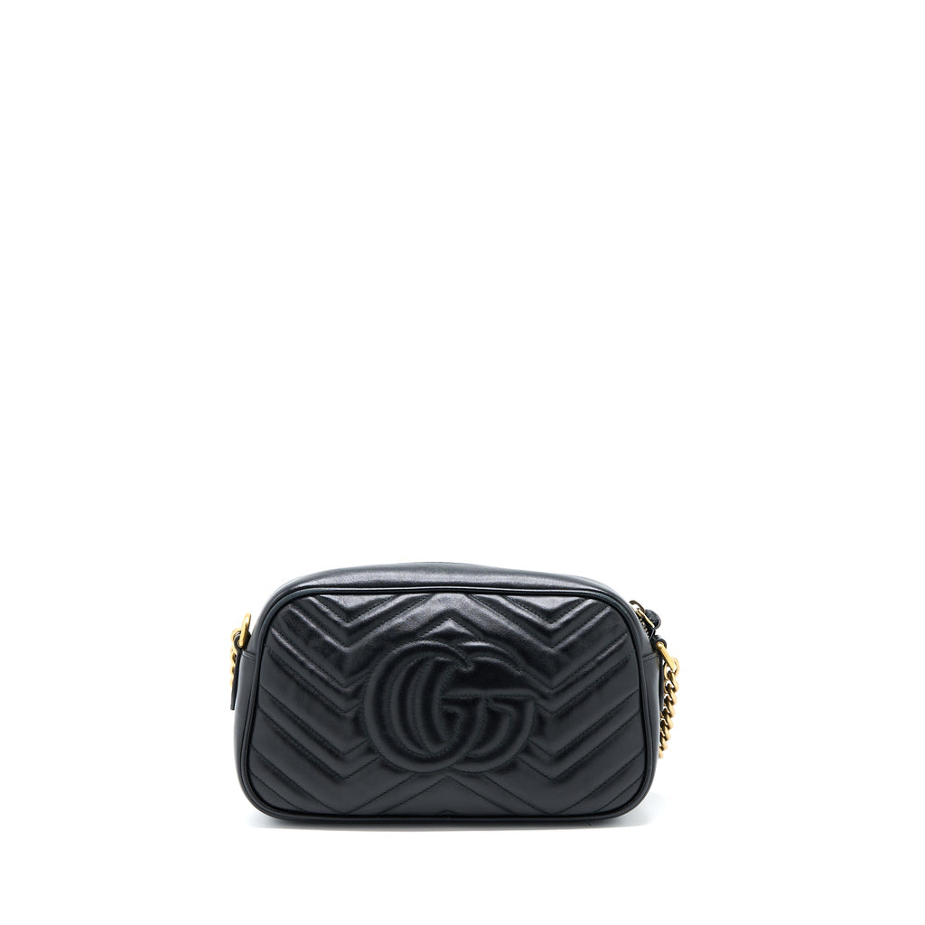 gucci-small-marmont-matelasse-calfskin-black-ghw