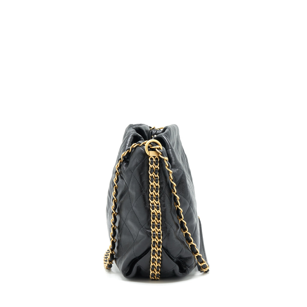 chanel-quilted-shoulder-bag-lambskin-black-ghw