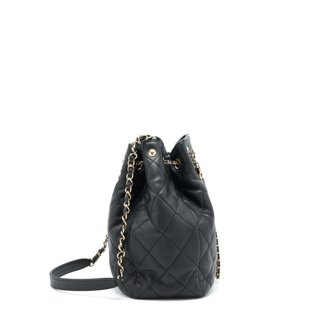 chanel-bucket-bag-quilted-lambskin-black-lghw