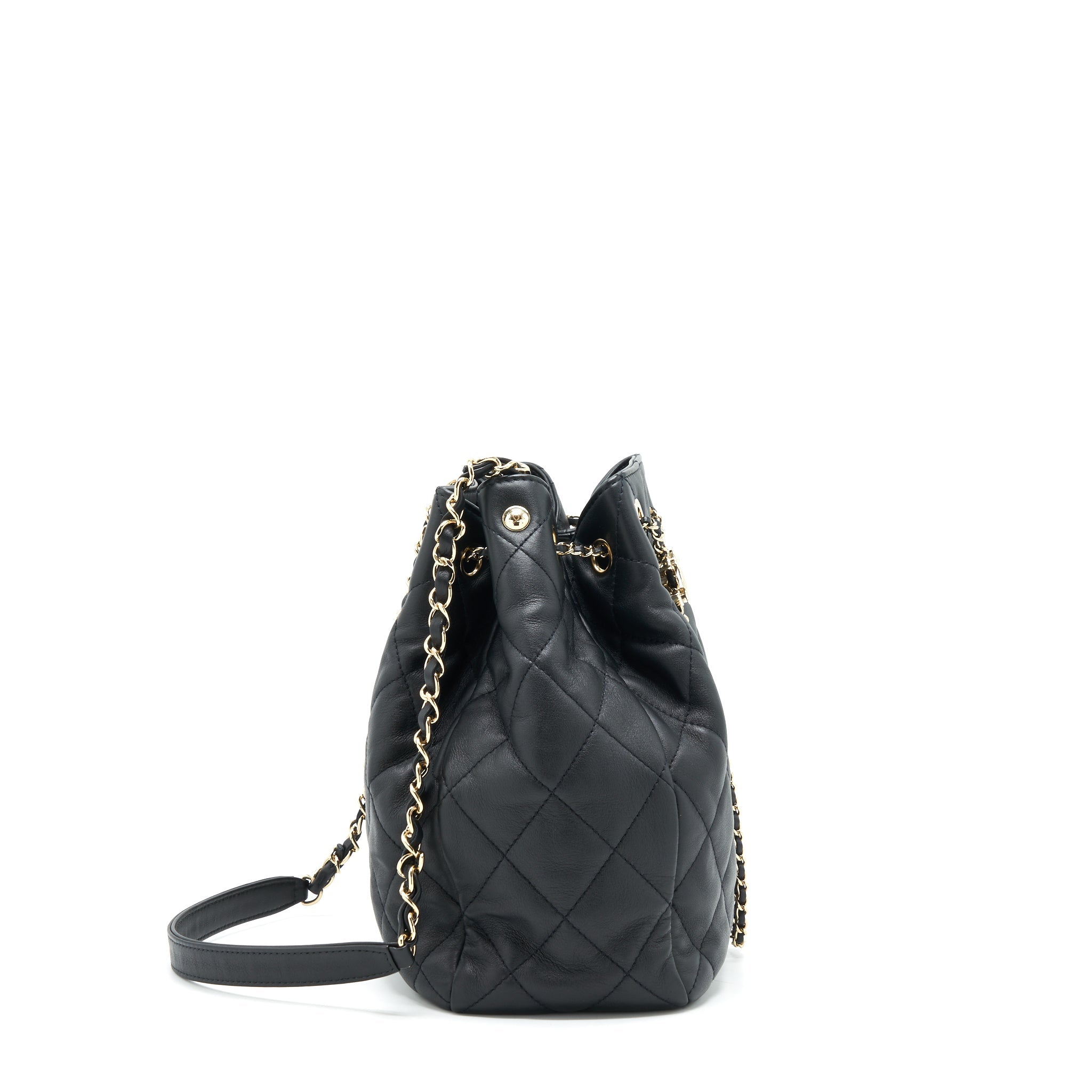 chanel-bucket-bag-quilted-lambskin-black-lghw