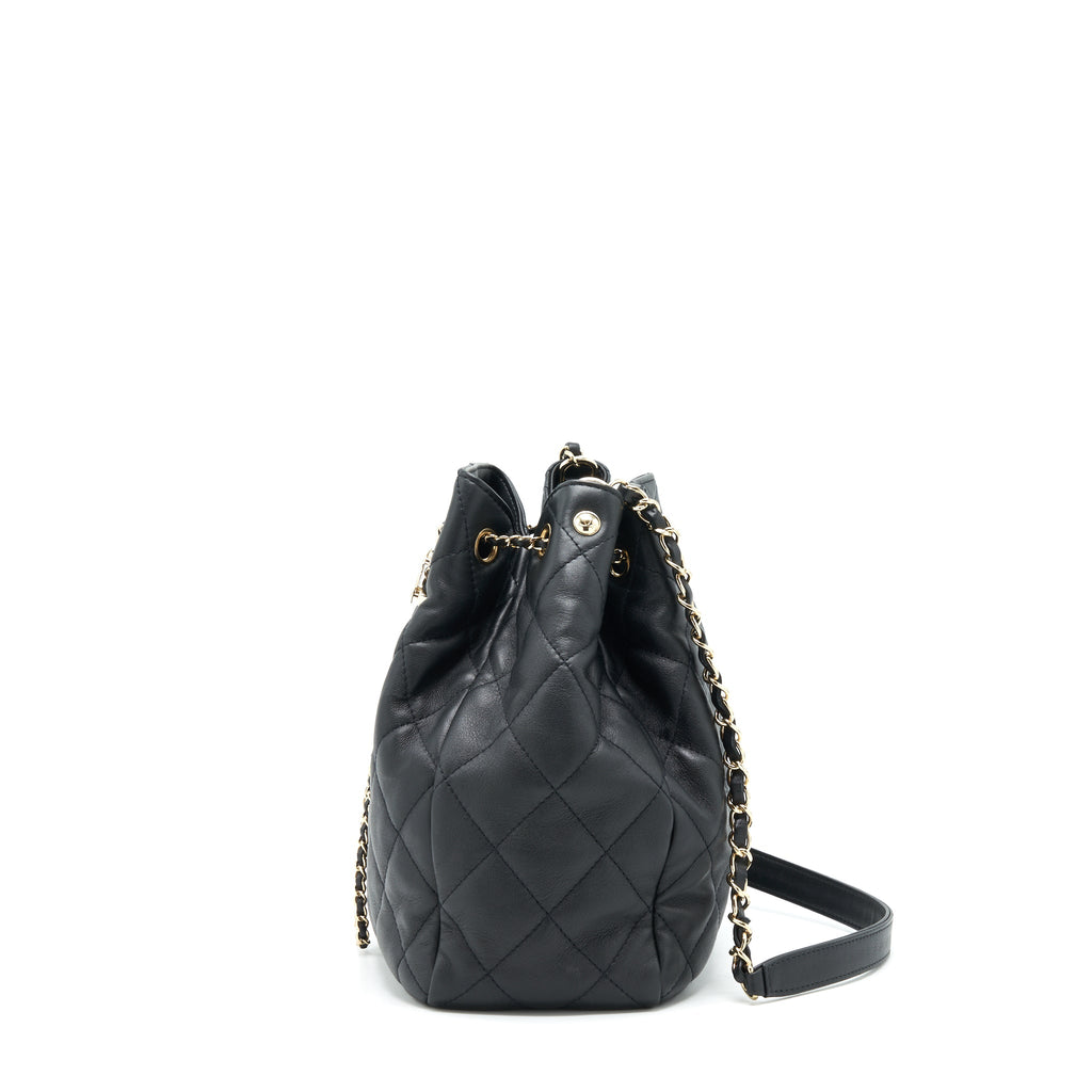 chanel-bucket-bag-quilted-lambskin-black-lghw