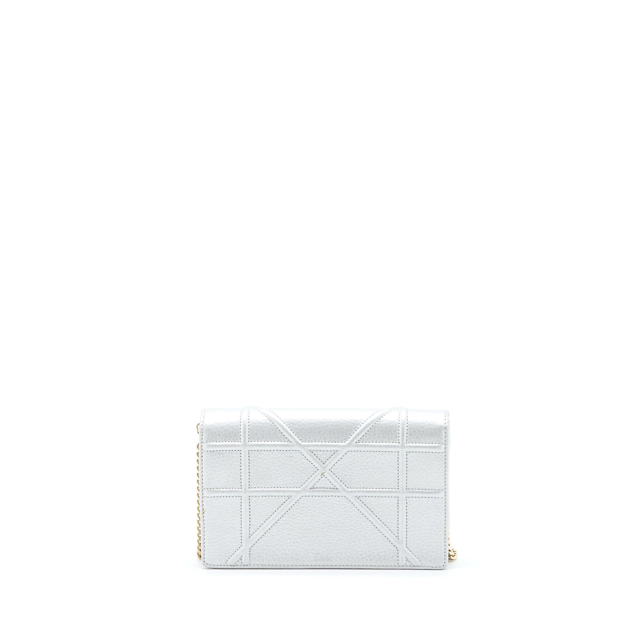 dior-diorama-wallet-on-chain-calfskin-silver-lghw