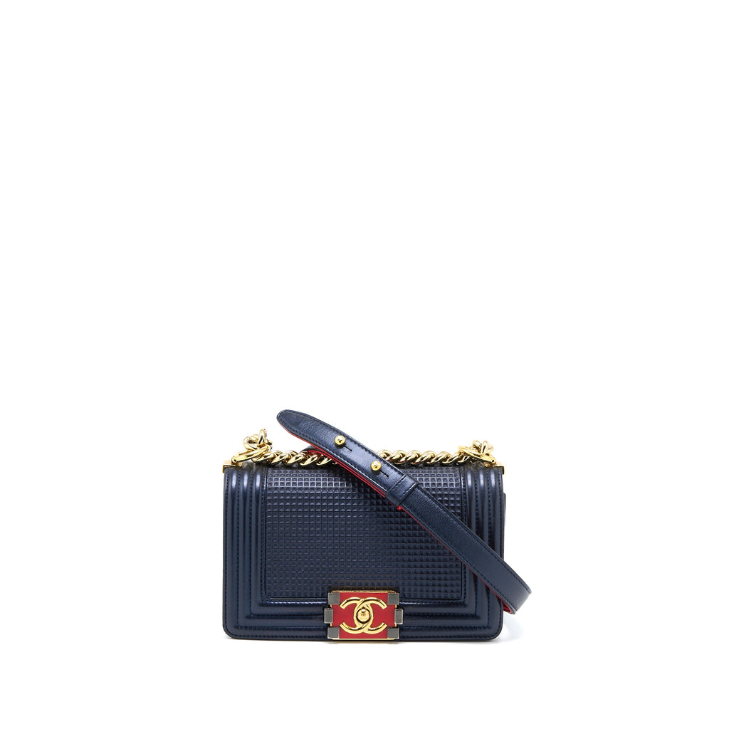 chanel-small-boy-bag-lambskin-navy-multicolour-hardware