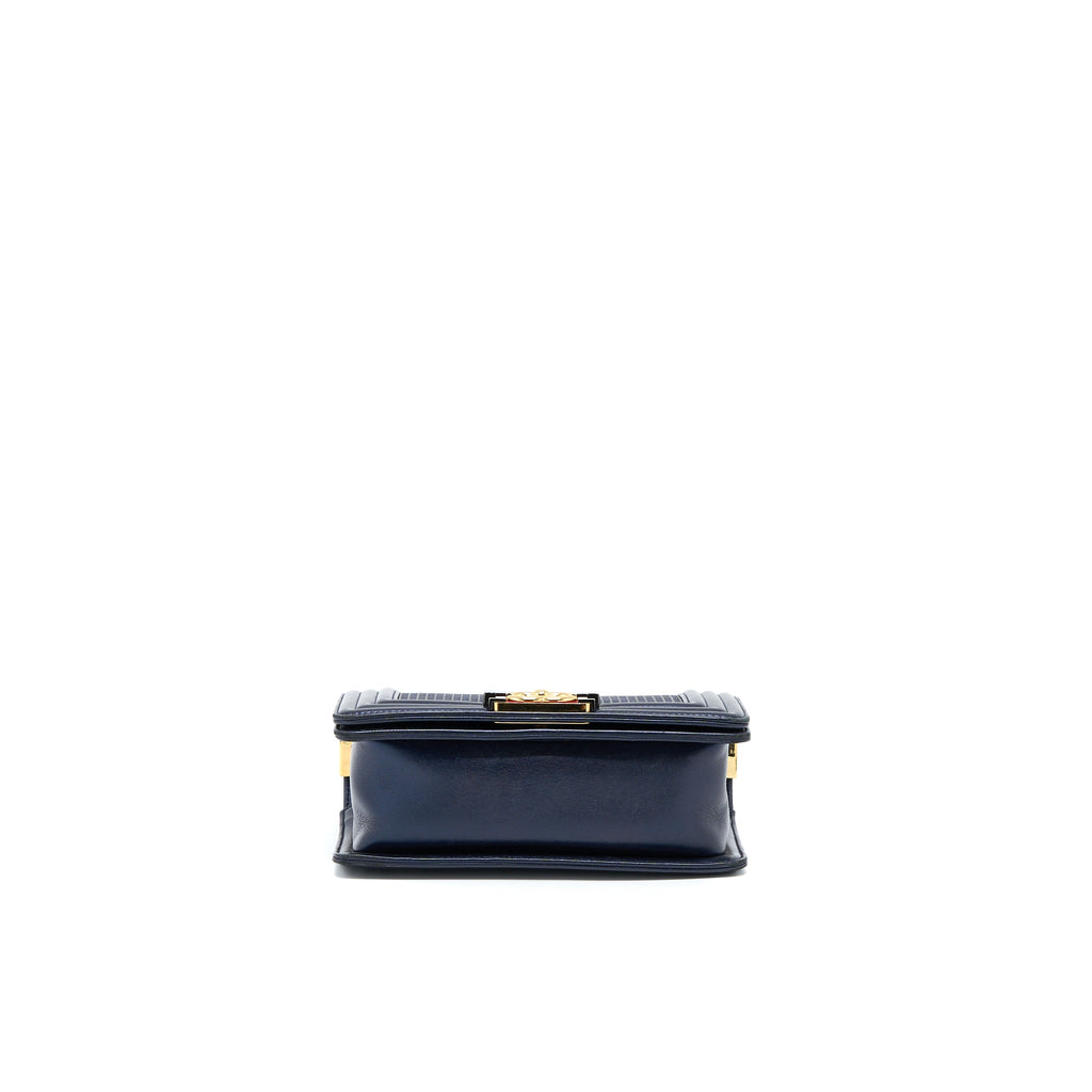 chanel-small-boy-bag-lambskin-navy-multicolour-hardware