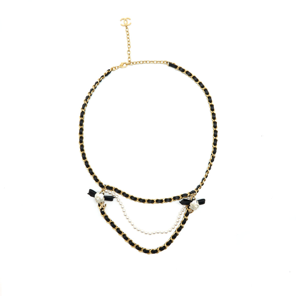 chanel-pearl-and-camellia-chain-belt