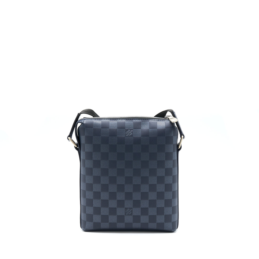 louis-vuitton-discovery-messenger-bb-damier-infini-shw