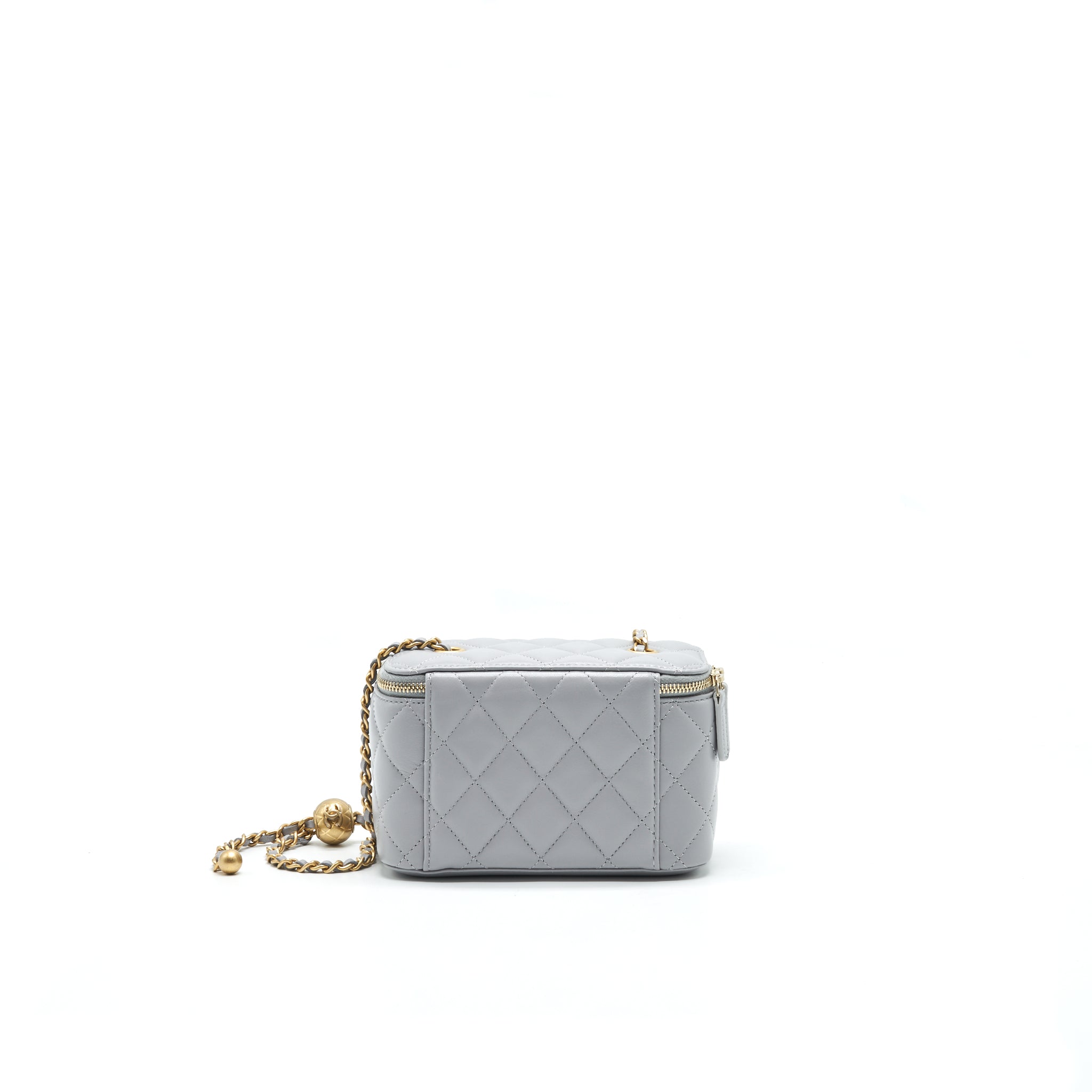 chanel-21b-grey-ghw-small-long-vanity-1