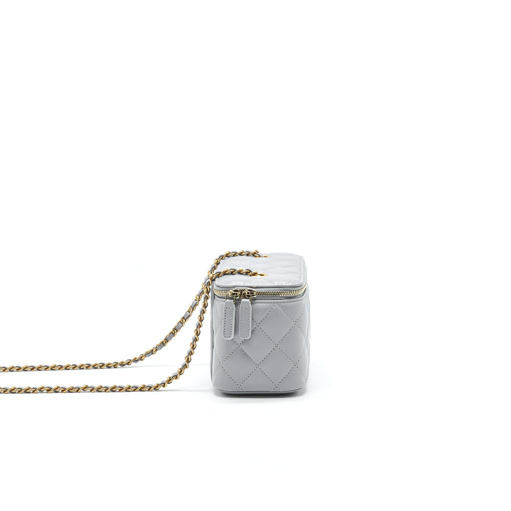 chanel-21b-light-grey-ghw-pearl-crush-long-vanity-with-chain