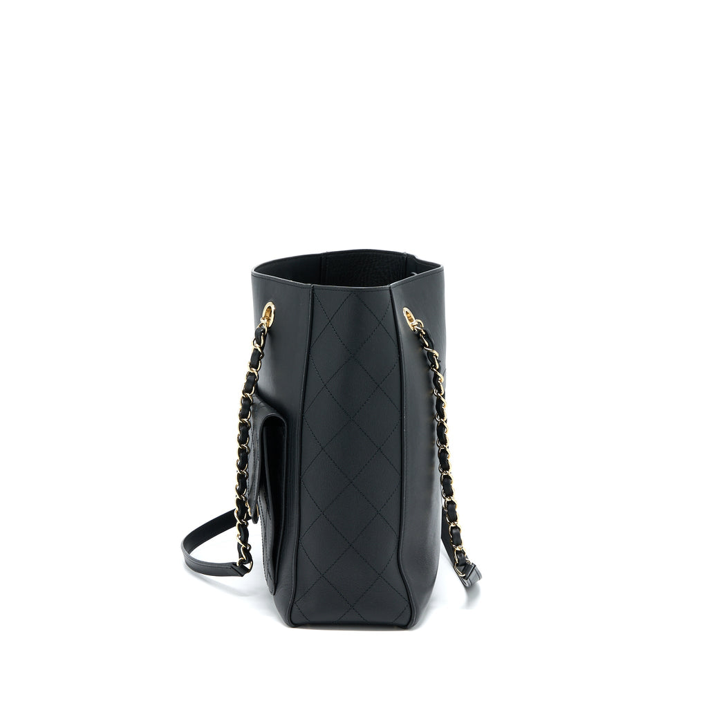 chanel-tote-bag-lambskin-black-lghw