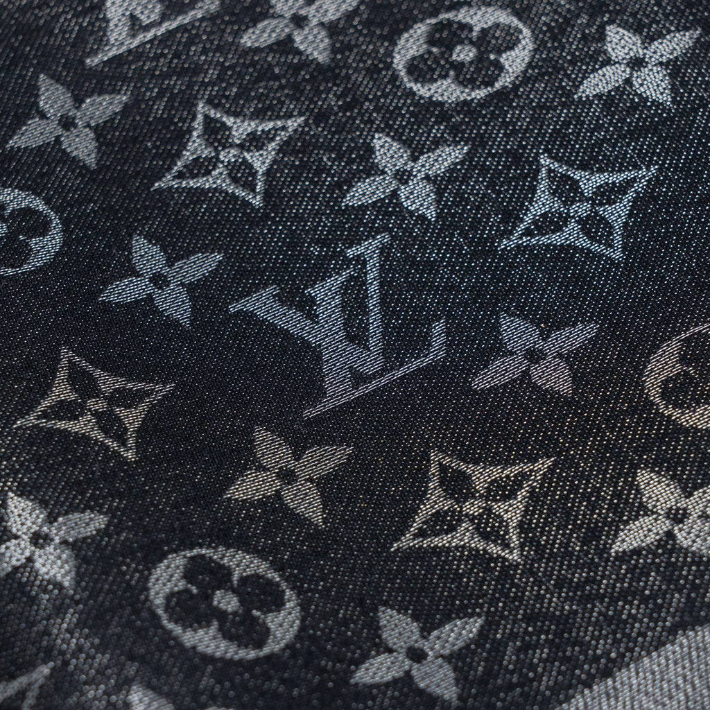 louis-vuitton-monogram-shine-shawl-wool-silk-black-silver