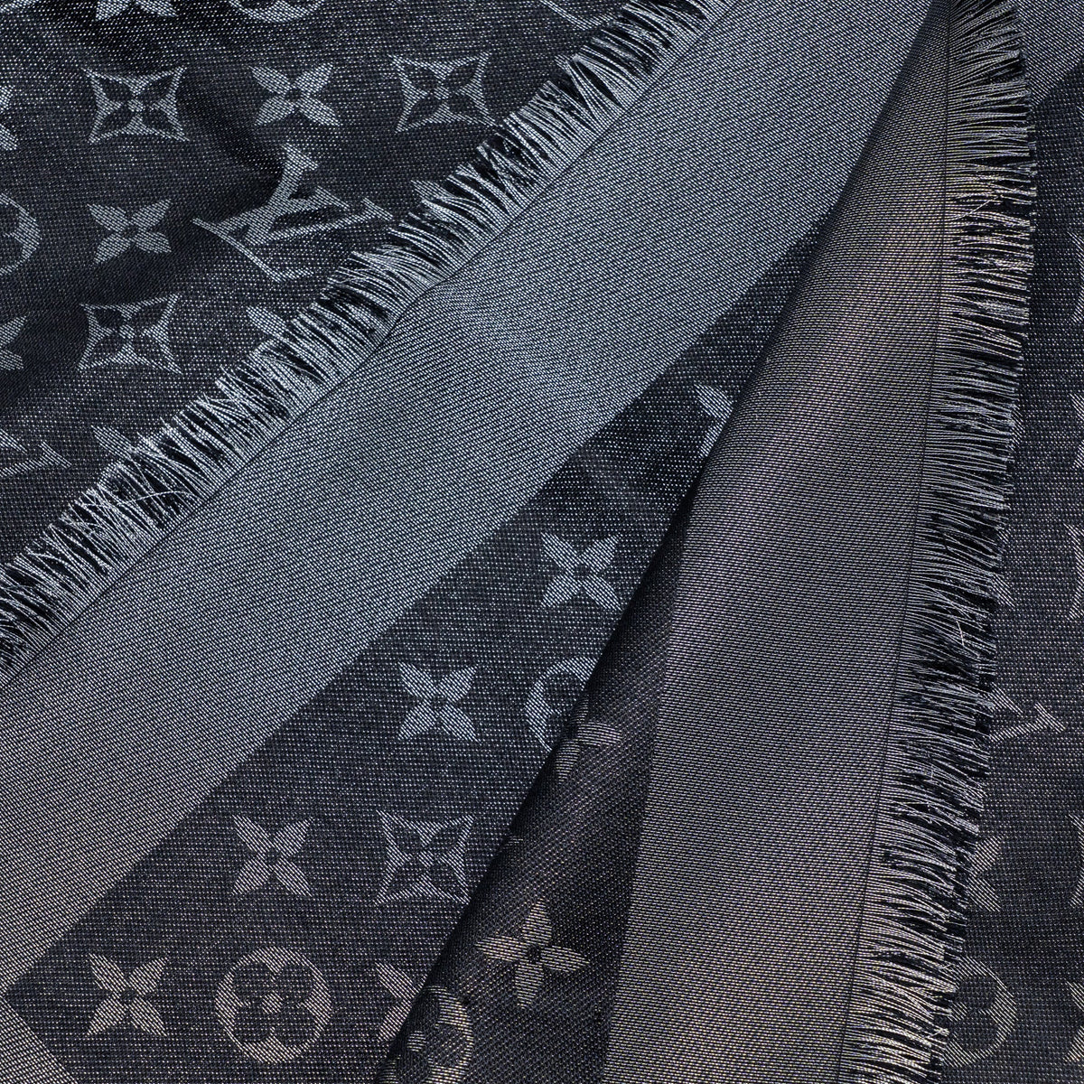 louis-vuitton-monogram-shine-shawl-wool-silk-black-silver