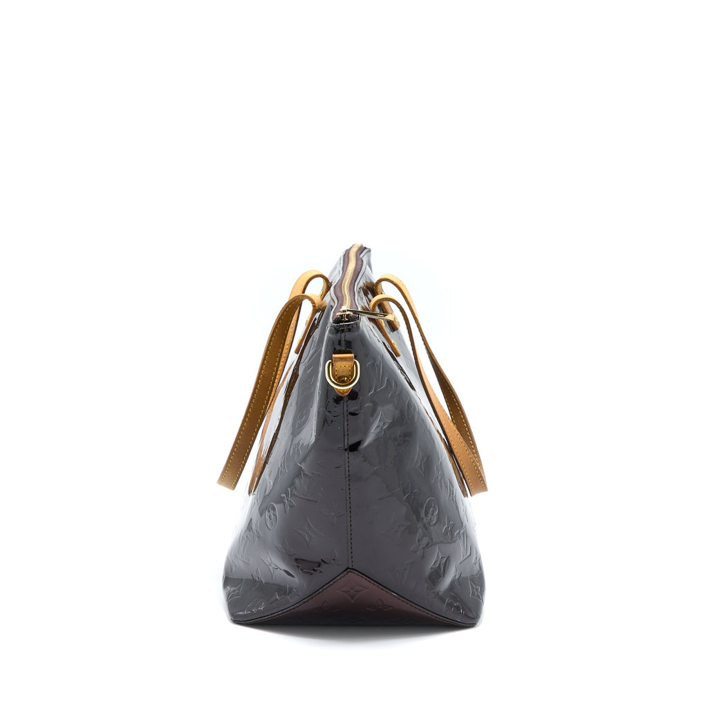 louis-vuitton-vernis-bellevue-gm-bag-patent-amarante-ghw