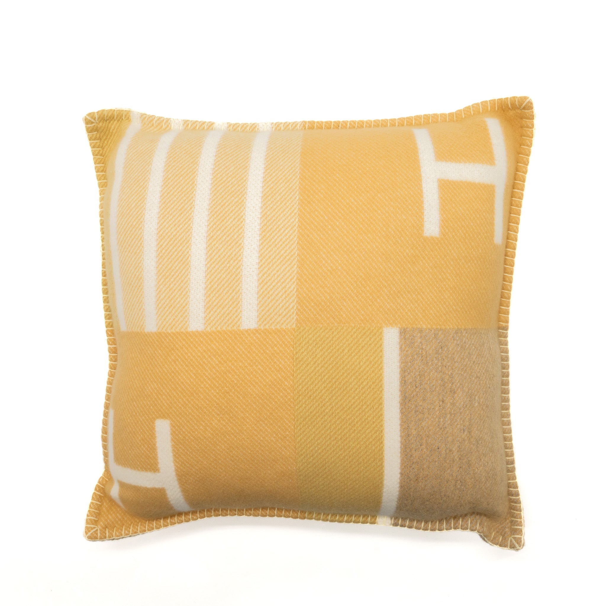 hermes-avalon-vibration-pillow-small-wool-cashmere-tisane