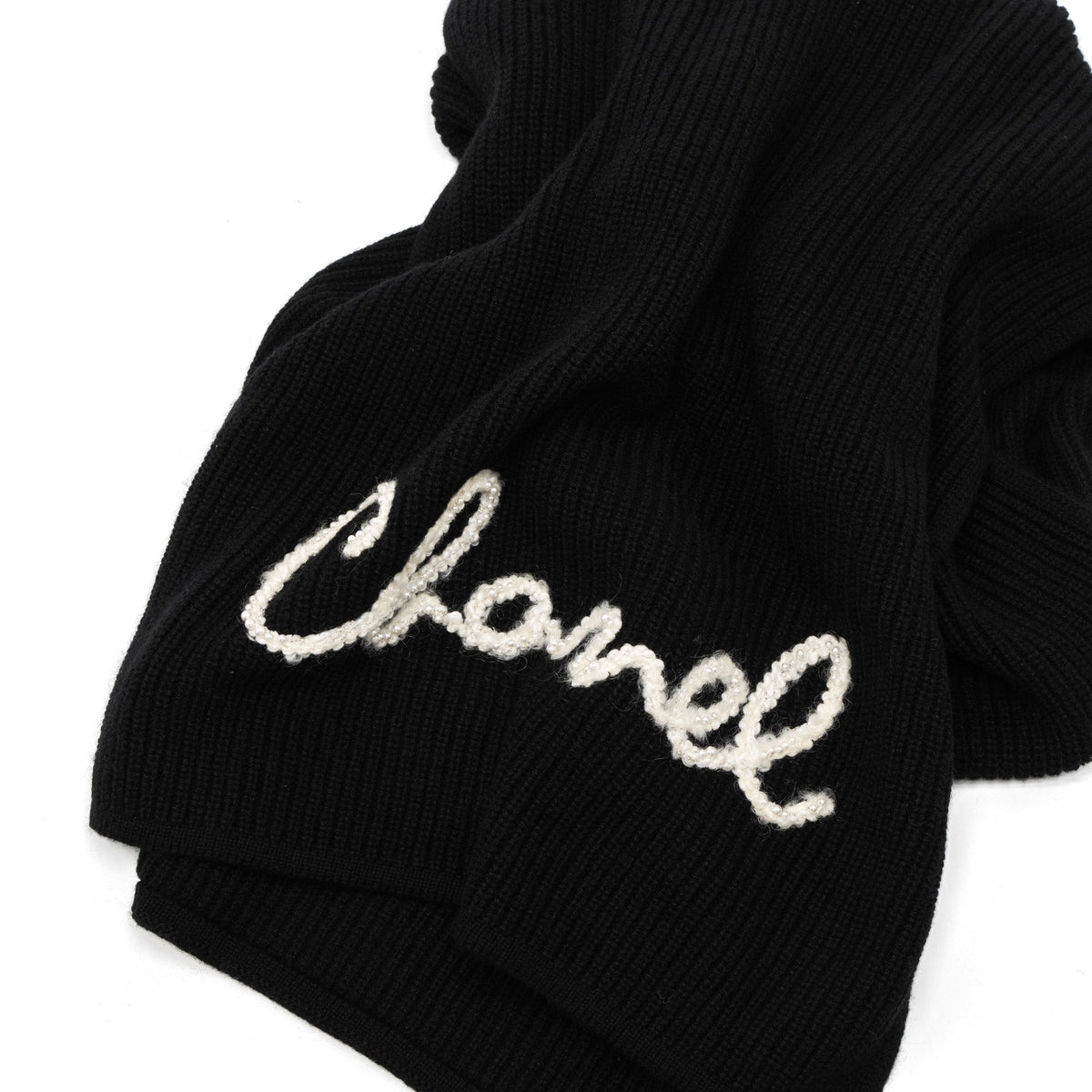 chanel-letter-scarf-cashmere-black-white