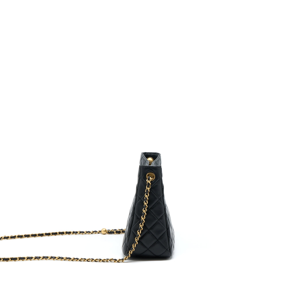 chanel-pearl-crush-hobo-bag-lambskin-black-ghw-microchip