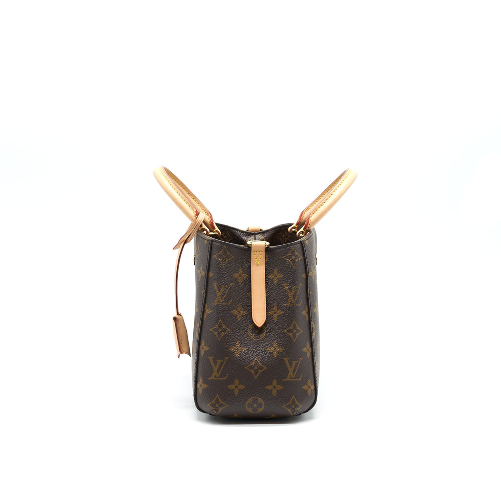 louis-vuitton-montaigne-bb-monogram-canvas