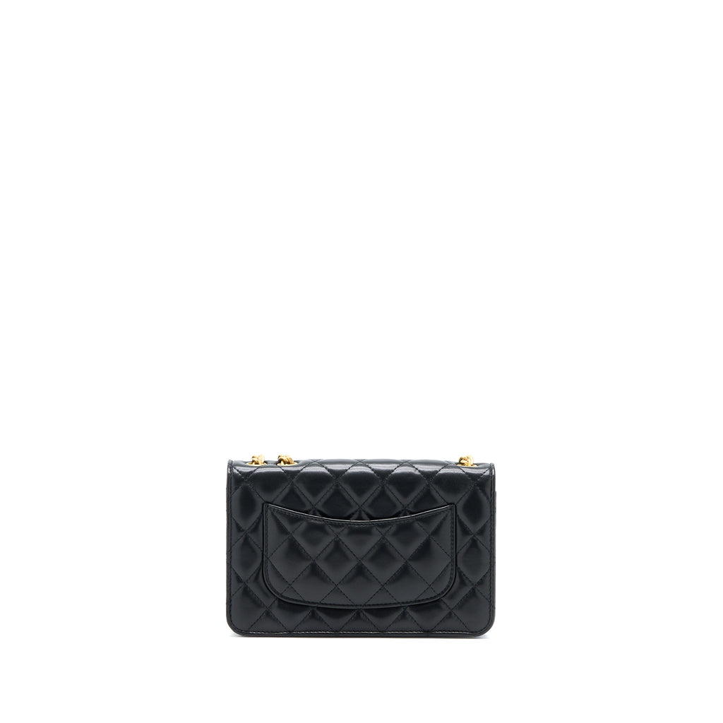 chanel-22k-gold-pillar-wallet-on-chain-lambskin-black-brushed-ghw-microchip