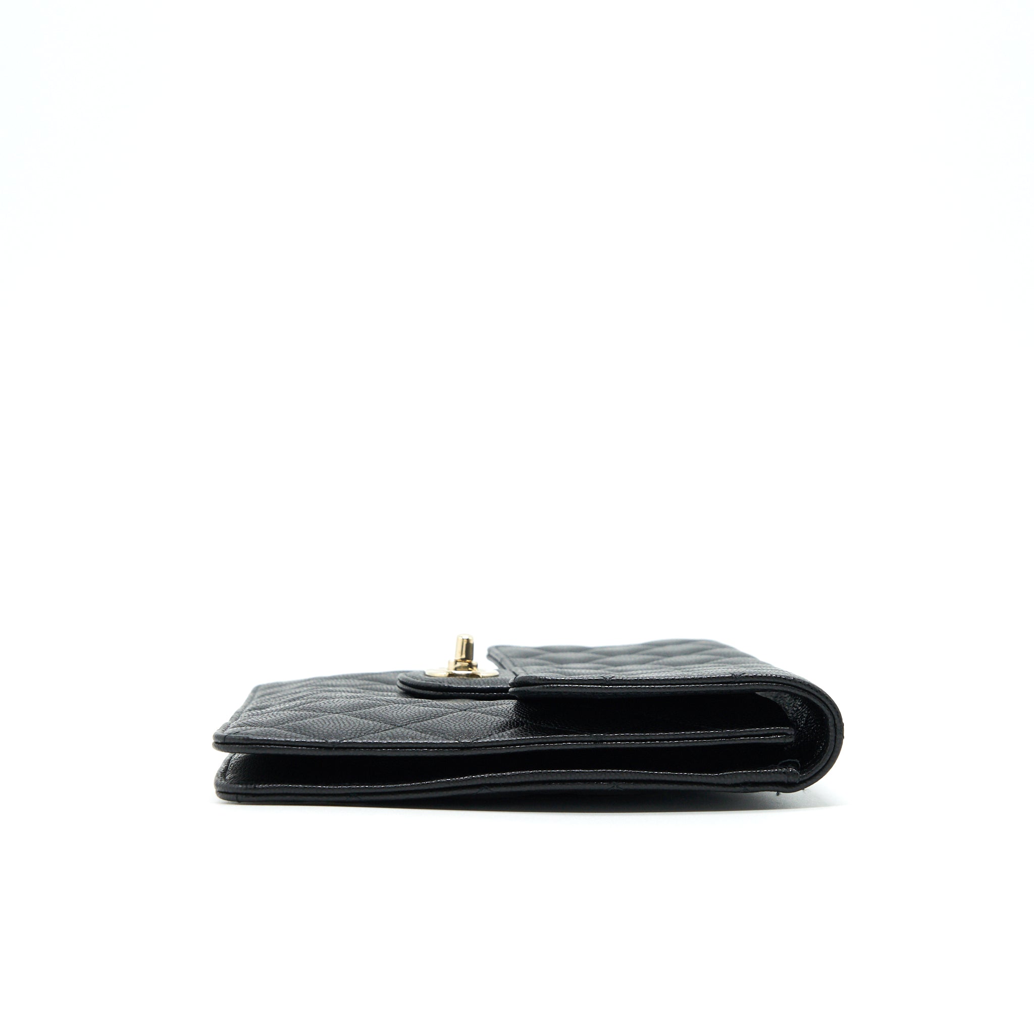 chanel-flap-case-black-caviar-shw