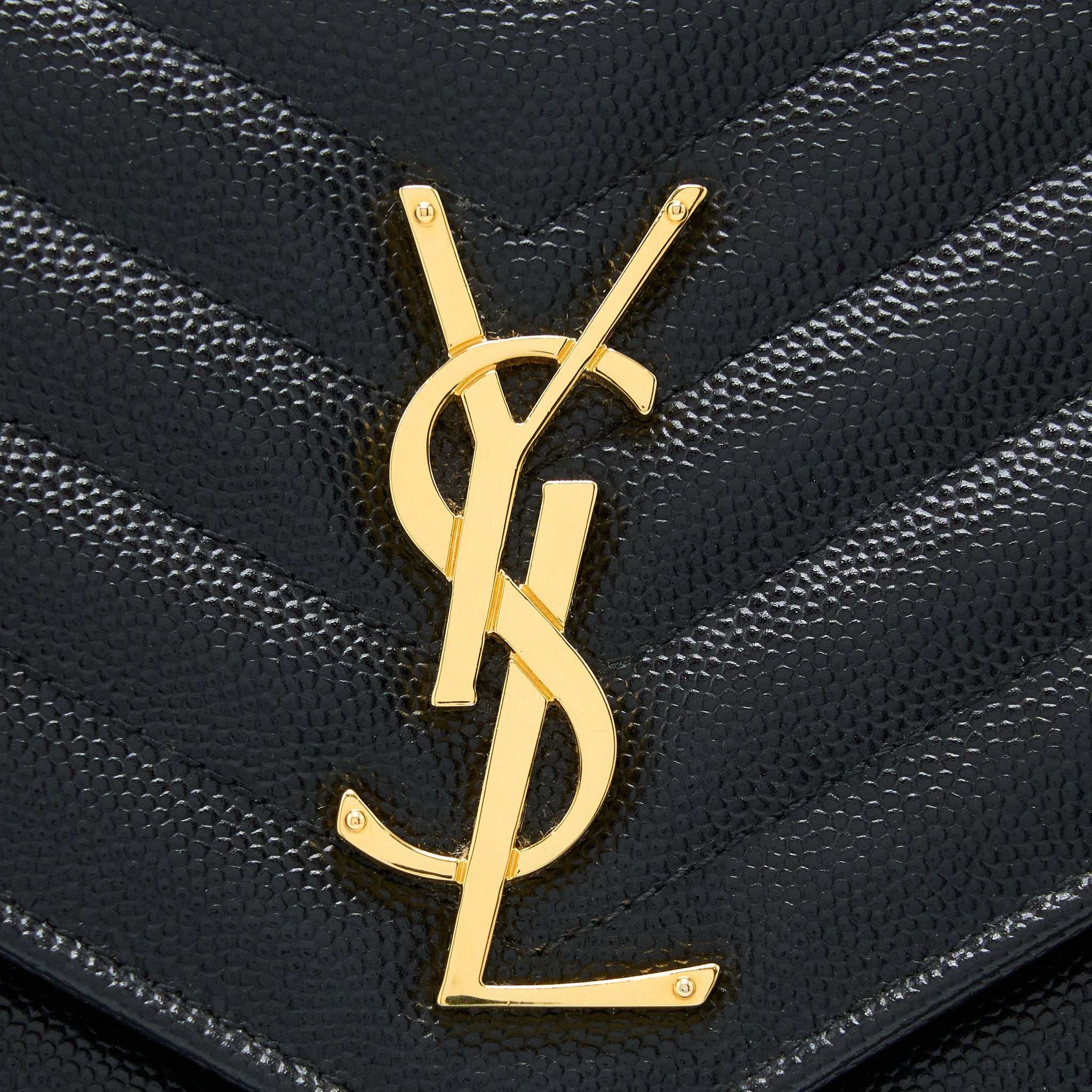 saint-laurent-wallet-on-chain-grained-calfskin-black-ghw