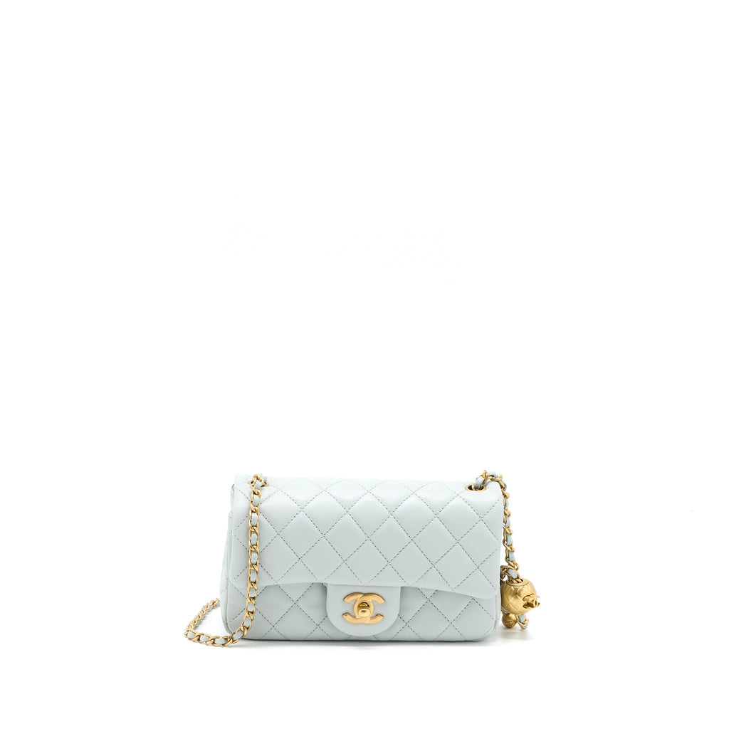 chanel-23c-pearl-crush-mini-rectangular-lambskin-light-grey-microchip