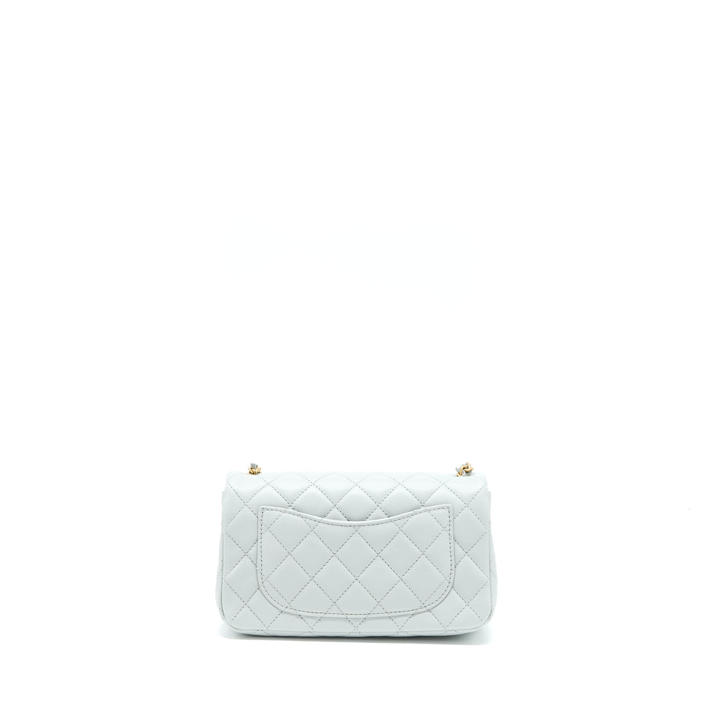 chanel-23c-pearl-crush-mini-rectangular-lambskin-light-grey-microchip