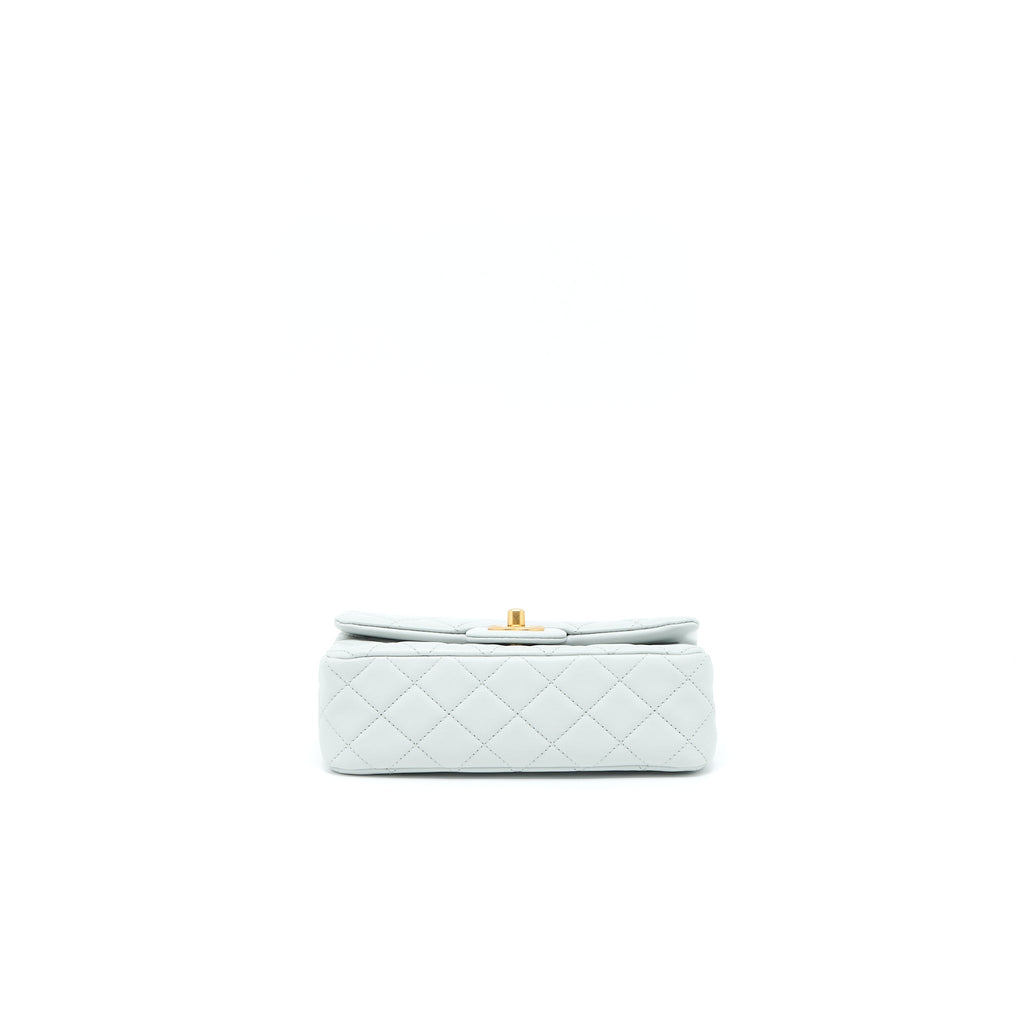 chanel-23c-pearl-crush-mini-rectangular-lambskin-light-grey-microchip