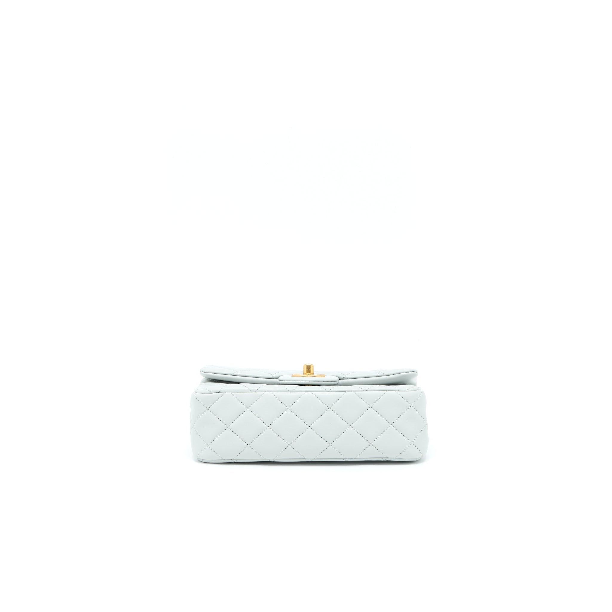 chanel-23c-pearl-crush-mini-rectangular-lambskin-light-grey-microchip