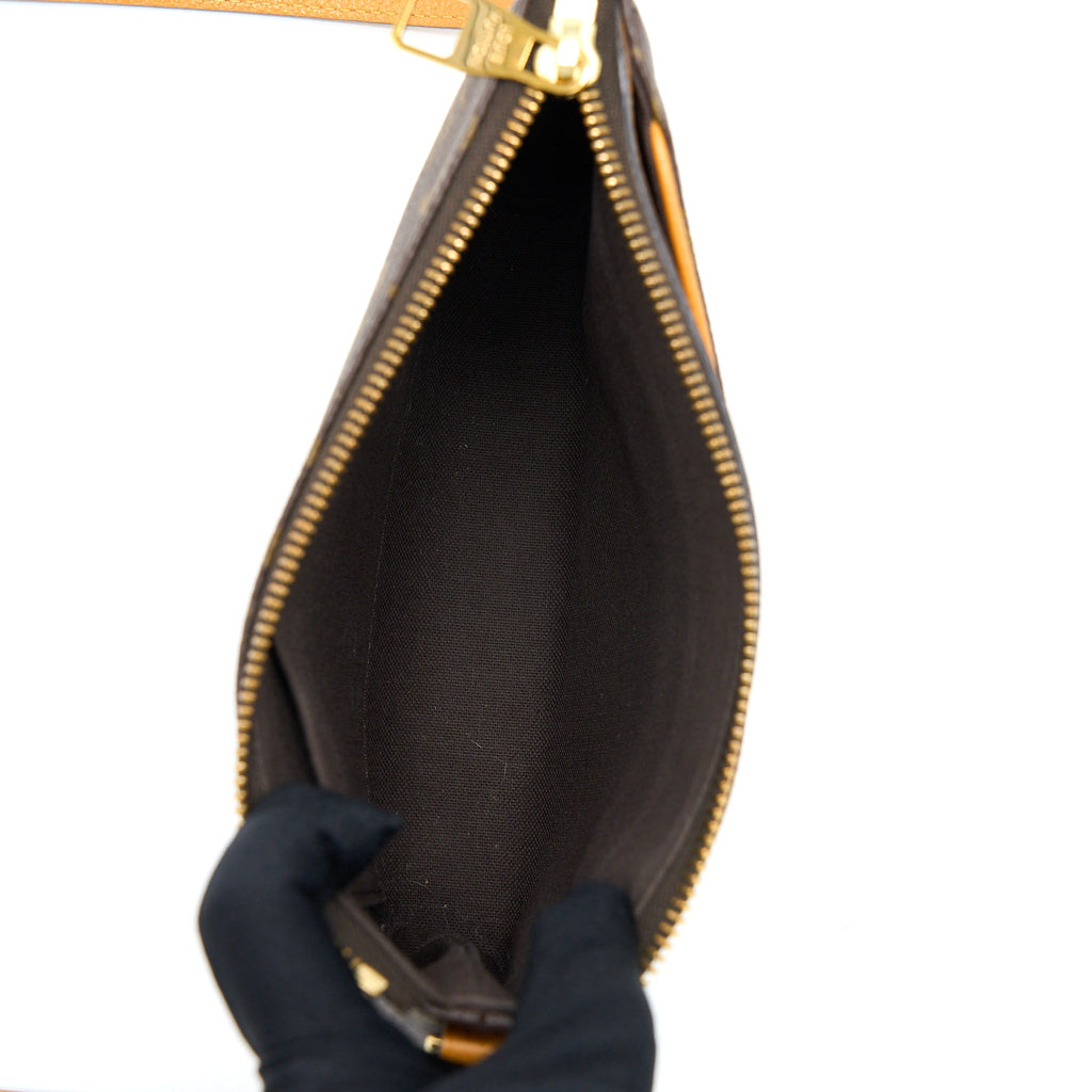 louis-vuitton-crossbody-pochette-monogram-canvas-ghw